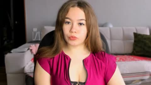 Snapshot of sara_kox chatting on 04.14.26 sara_kox online show from 04.14.26