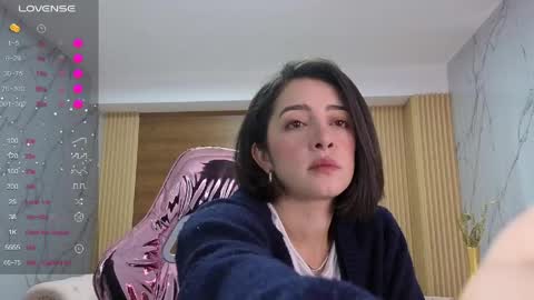 Snapshot of sara_lopez_s chatting on 04.21.26 Sara online show from 04.21.26