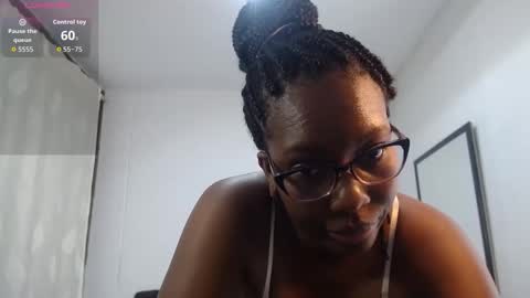 Snapshot of sara_marks chatting on 04.21.26 S A R A online show from 04.21.26