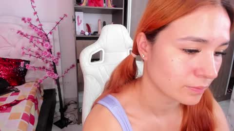 Snapshot of sara_martin_ chatting on 12.13.24 sara online show from 12.13.24