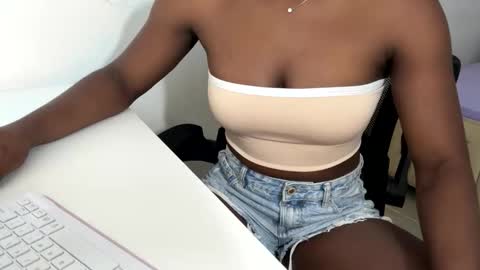 Sara online show from 11.05.25