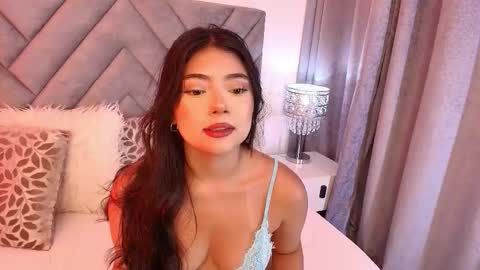 sara_owens7 online show from 02.14.26