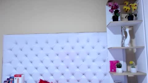 sara_salgado online show from 10.27.25