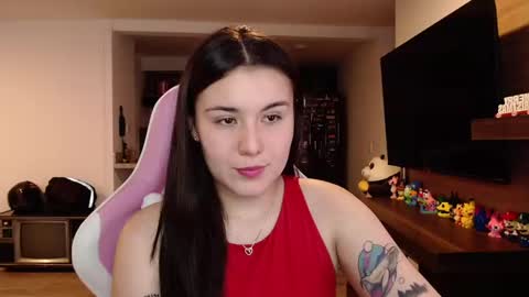 Snapshot of sara_sunrise_ chatting on 12.20.24 Sara online show from 12.20.24