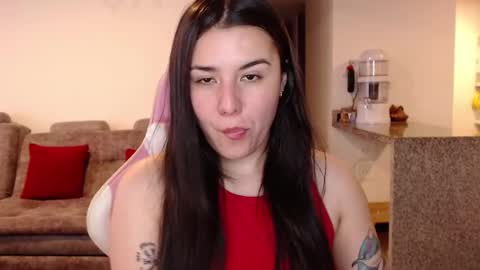 Snapshot of sara_sunrise_ chatting on 10.17.25 Sara online show from 10.17.25