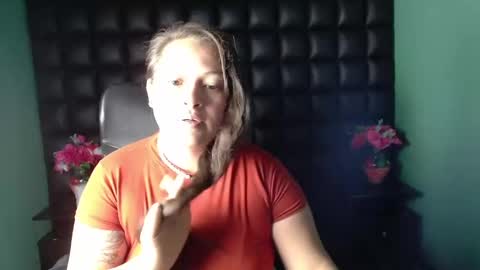 sara_thonson_ online show from 12.03.24