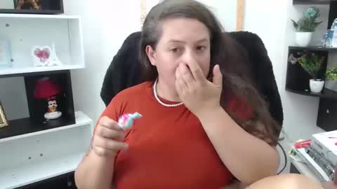 sara_thonson_ online show from 03.12.25