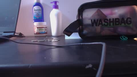 Sara Valkyria online show from 10.03.25