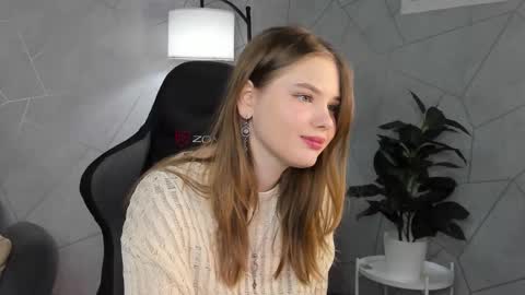 Snapshot of saraa_broown chatting on 02.25.26 Sara online show from 02.25.26