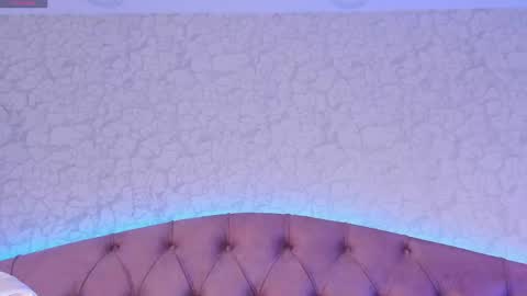 Snapshot of saraa_joness_ chatting on 05.26.26 Sara online show from 05.26.26