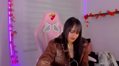 Sarah Ramirez online show from 11.18.25