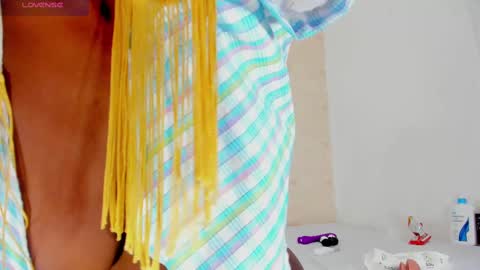 saraacollinss online show from 03.04.25