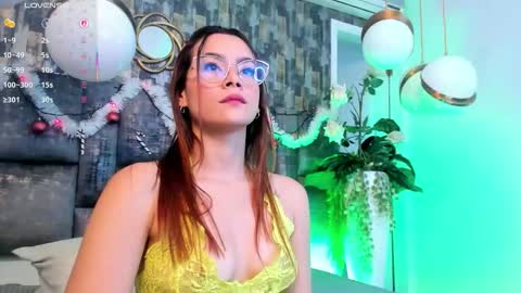 Sara Alvarezx online show from 12.21.25