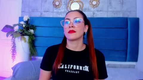 Snapshot of saraalvarezx chatting on 03.06.26 Sara Alvarezx online show from 03.06.26