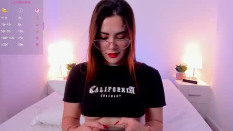 Snapshot of saraalvarezx chatting on 03.27.26 Sara Alvarezx online show from 03.27.26