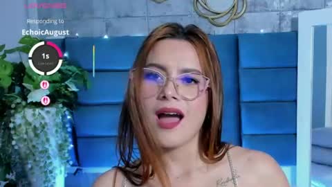 Snapshot of saraalvarezx chatting on 07.05.26 Sara Alvarezx online show from 07.05.26