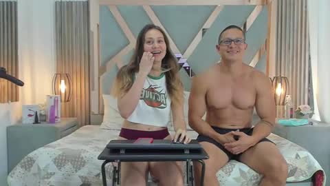 Snapshot of saraandjhony chatting on 01.24.25 saraANDyoni online show from 01.24.25