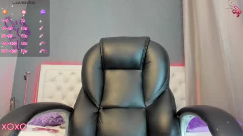 Snapshot of saraby_blandon chatting on 01.18.25   online show from 01.18.25