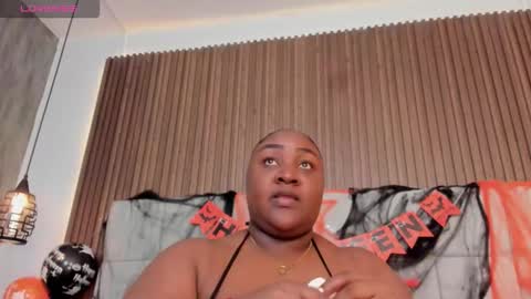 Snapshot of saraby_blandon chatting on 10.23.25   online show from 10.23.25