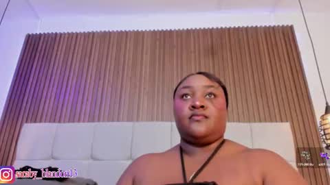 Snapshot of saraby_blandon chatting on 07.08.26 online show from 07.08.26