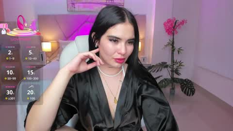 saracruz online show from 04.17.26