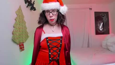 Sara Desire online show from 12.08.24