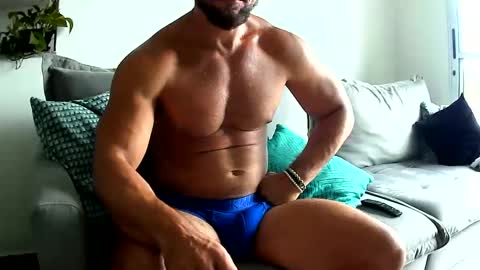 Snapshot of saradoflexx chatting on 01.21.25 Briccio online show from 01.21.25