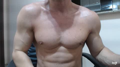 saradorj92 online show from 12.10.24