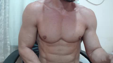 saradorj92 online show from 12.01.25