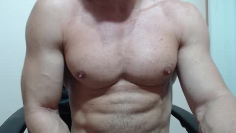 saradorj92 online show from 02.12.26