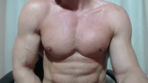 saradorj92 online show from 03.28.26