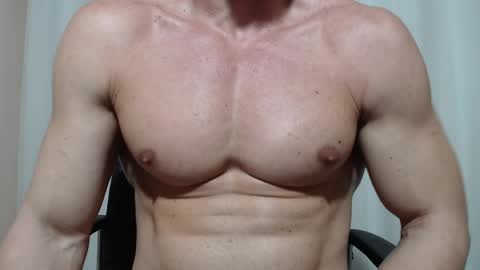 saradorj92 online show from 04.07.26