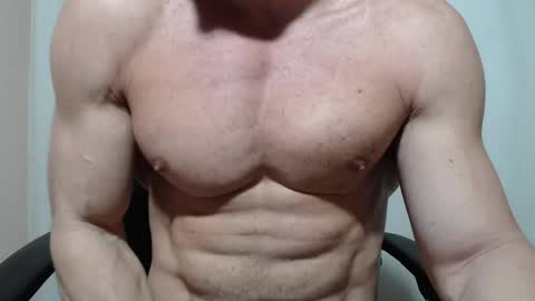 saradorj92 online show from 04.17.26