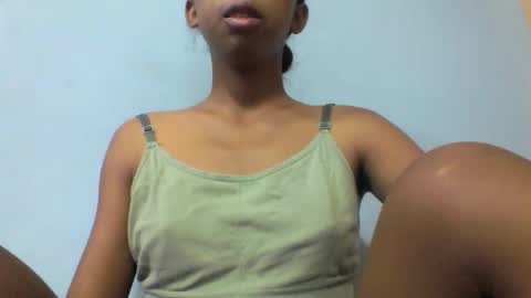 Snapshot of sarah146341 chatting on 02.15.26 sarah146341 online show from 02.15.26