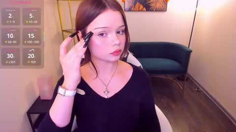 Sarah online show from 10.27.25