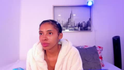 Snapshot of sarah_ashbourne chatting on 09.19.25 sarah_ashbourne online show from 09.19.25