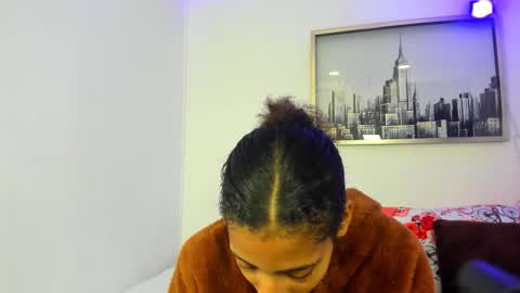 Snapshot of sarah_ashbourne chatting on 10.10.25 sarah_ashbourne online show from 10.10.25