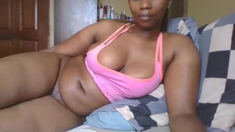 Snapshot of sarah_haggai chatting on 03.27.26 sarah_haggai online show from 03.27.26