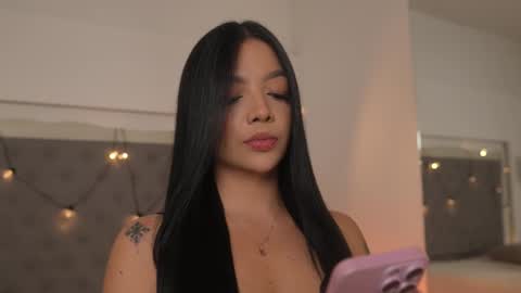       online show from 10.07.25