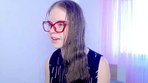 Sarah online show from 11.09.25