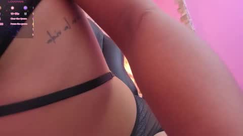 SARAH KEYS  online show from 02.12.26