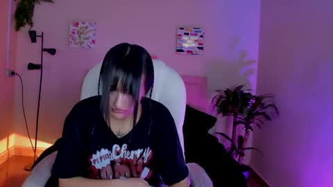 Sarah Ramirez online show from 03.06.25