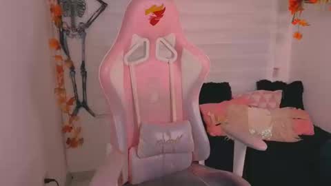 Sarah Ramirez online show from 10.15.25