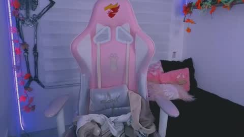 Sarah Ramirez online show from 10.23.25