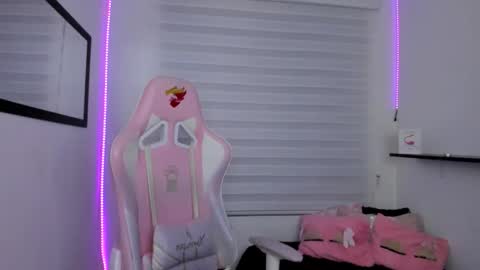 Sarah Ramirez online show from 01.14.26