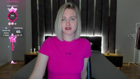 Sarah online show from 01.04.25