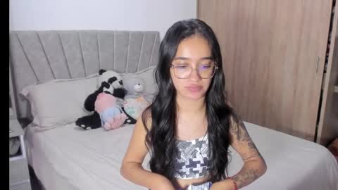 Sarah online show from 04.16.26
