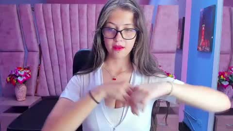 Sarah online show from 01.28.25