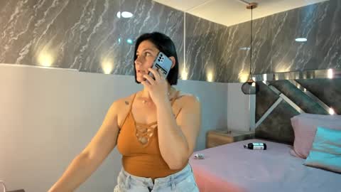 Sarah Deyvis online show from 01.02.25