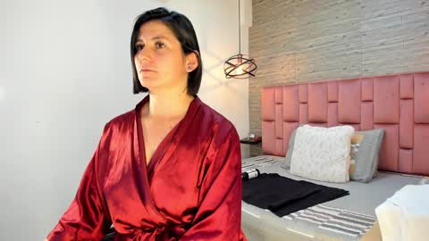 Sarah Deyvis online show from 01.29.25